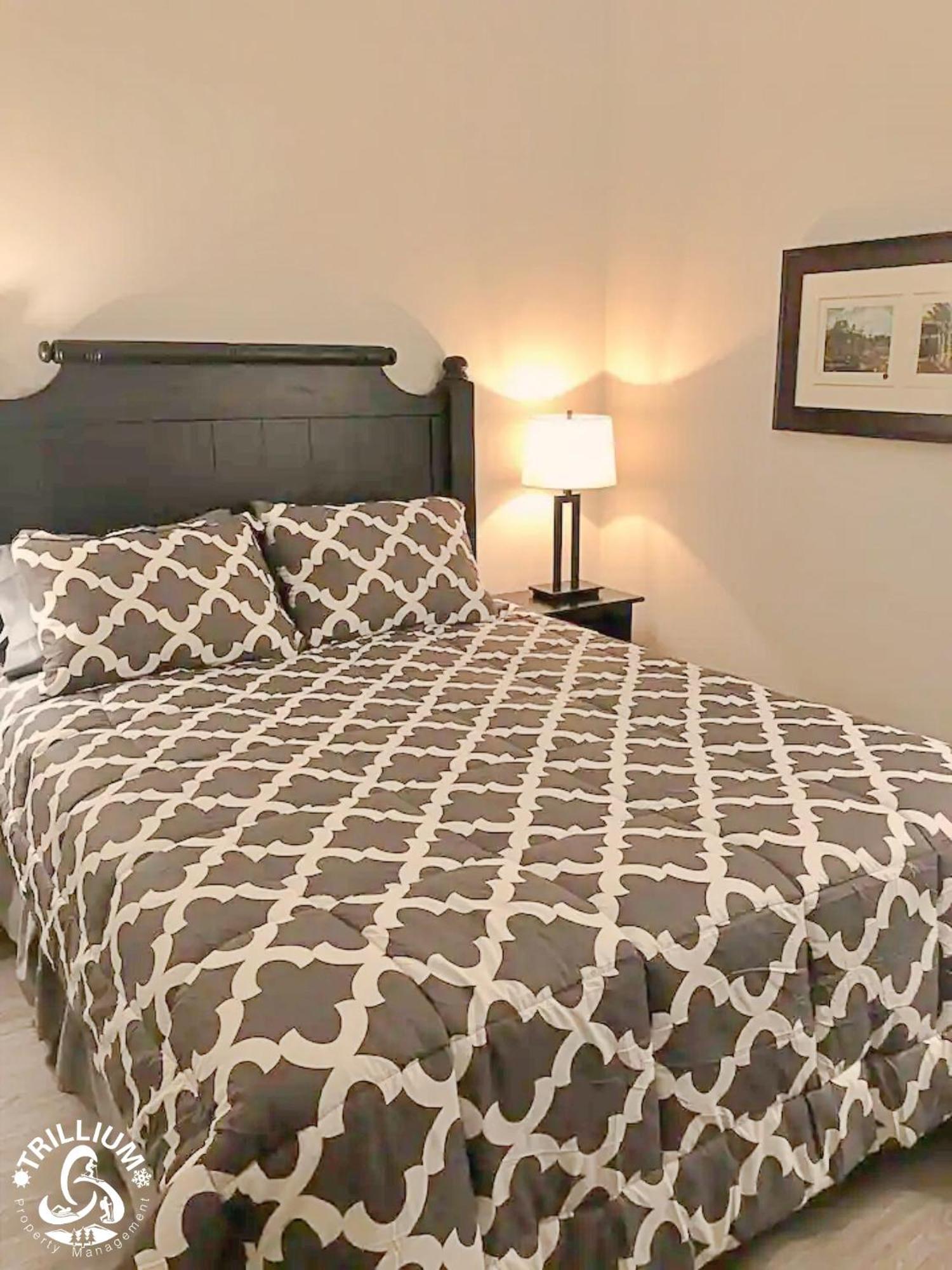 Blue Mountain, Collingwood - Loft Condo, Sleeps 4 The The Blue Mountains Exterior foto
